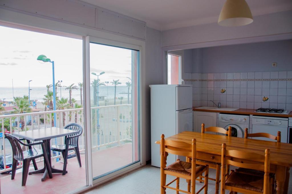 Logis Hotel Restaurant Mar I Sol Saint-Cyprien (Pyrenees-Orientales) Pokój zdjęcie